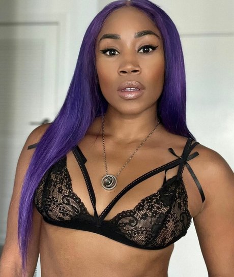 Ariane Andrew hübsche nacktheit galerie