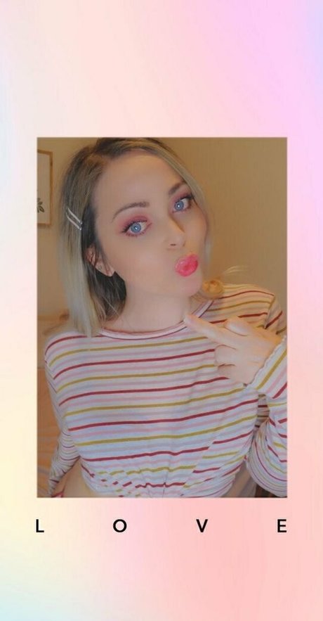 misslillyxxx nacktheit nette bild