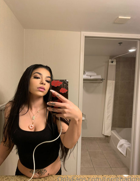 torothadon xxx nackt galerien