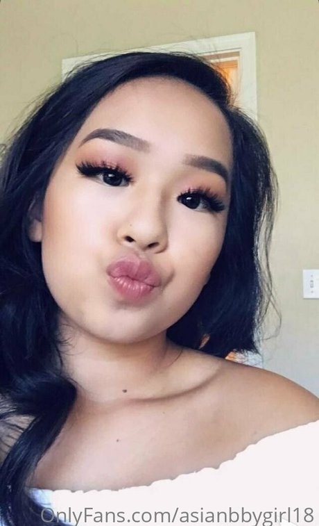 asianbbygirl18 akt pornostar foto