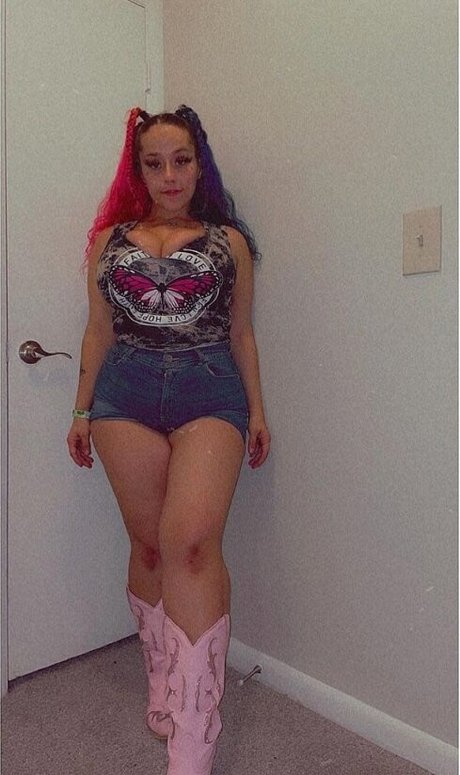 Harlee Queeni top sex fotos