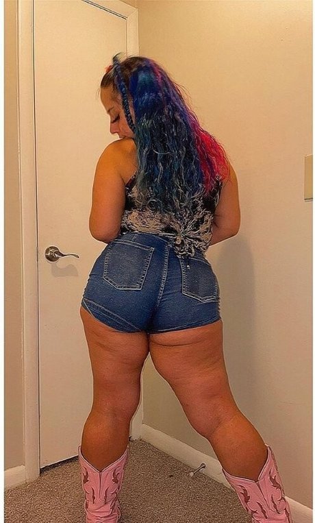 Harlee Queeni hd sex galerie