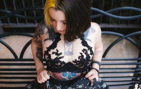 khachery freie nackten bild