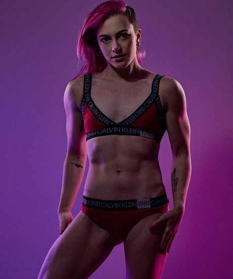 Claire Max sexy nacktheit bilder