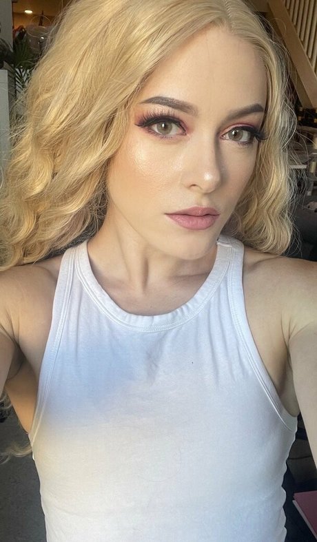 Claire Max perfekte porno galerien