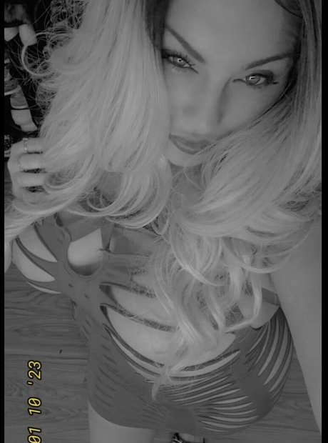 Dazzle Diva exklusive perfekte fotos