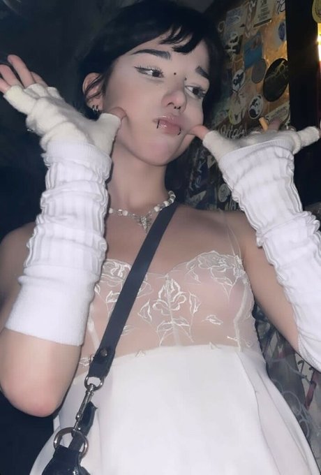 Arielle Maxine erotische top archiv