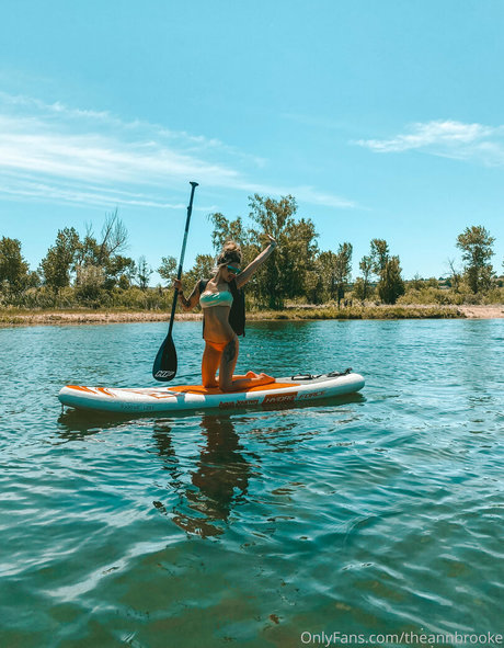 elitaopsfree schauspielerin heiße fotos