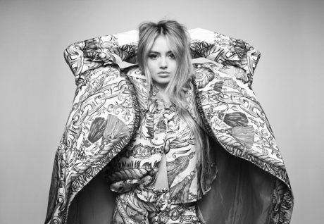 brünette arsch onlyfans kunst exklusive bilder