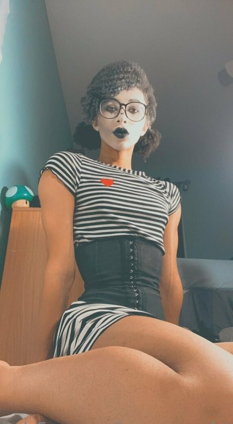 ivyevescarlet porno exklusive archiv