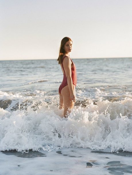 Bonnie Wright top nacktheit bilder