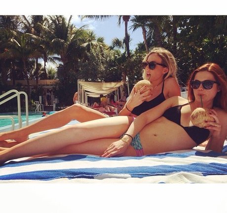 Bonnie Wright nackt heiße fotos