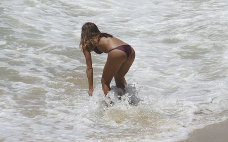 Fernanda De Freitas nackt freie bilder