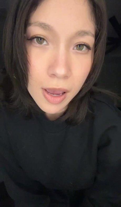 Lily Kawaii nacktheit schöne fotos