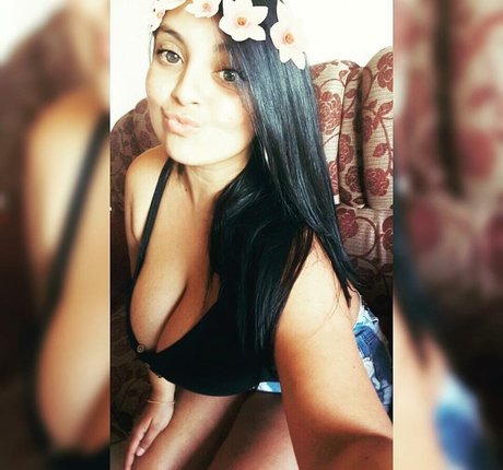 Brunna Fonseca nackt erwachsene archiv