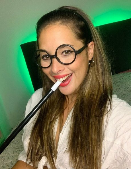 ninacroft xxx nackte bild