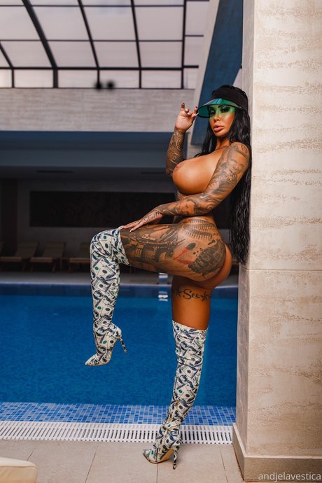 Andjela Vestica beste nackt foto