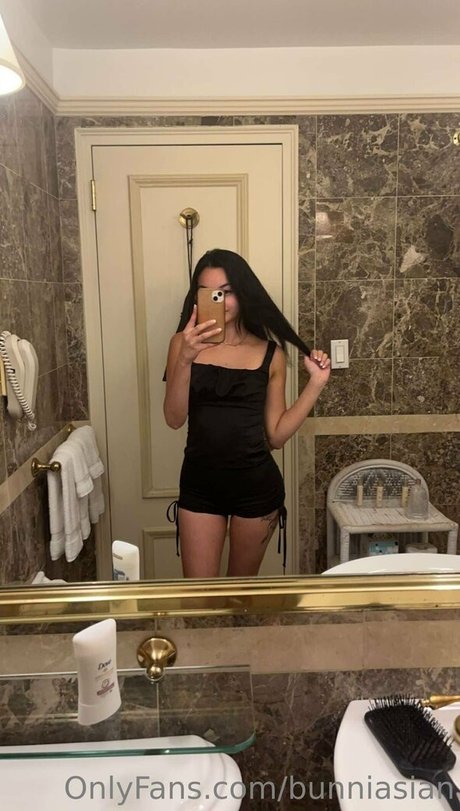 bunniasian sexy pornografische galerie