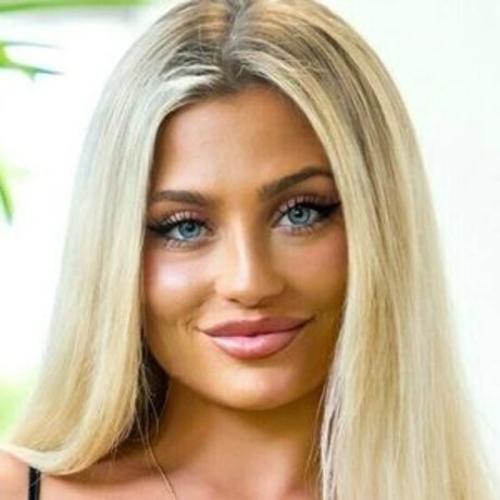 Donatella Barbero hübsche akt fotos