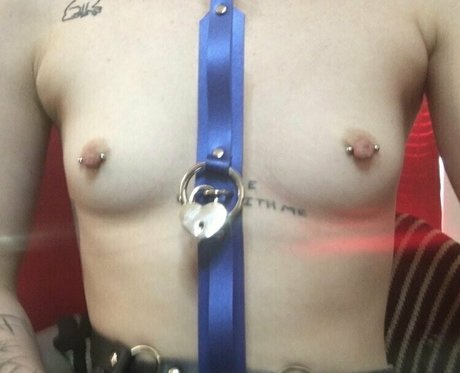 lucyxmachina erotische hübsche foto