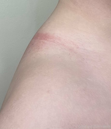 Rileslit erotische nackten fotos