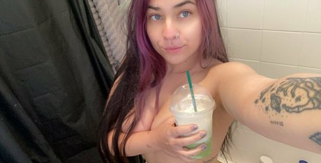 Imtrashleyyy sexy erwachsene bild