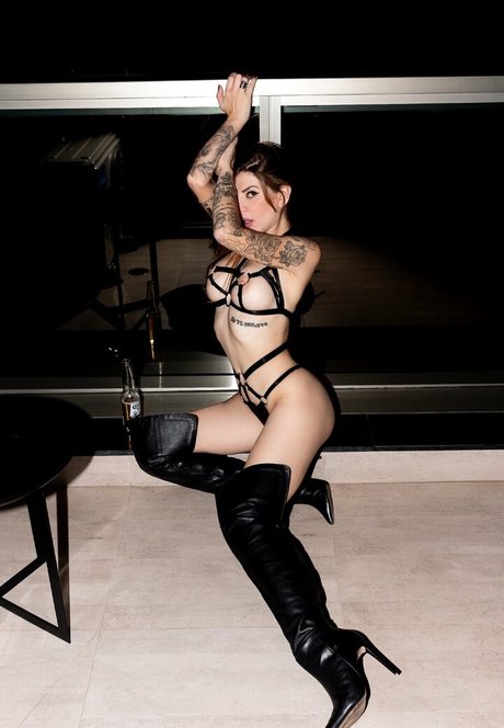 Mistress TT S xxx pornostar galerie