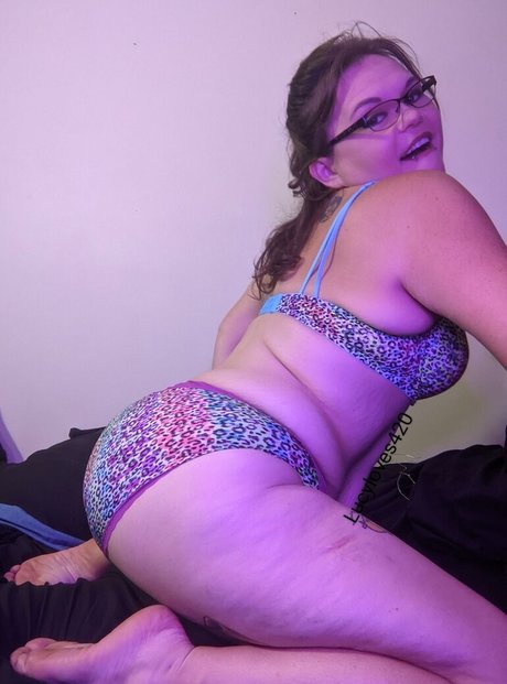 Lucy Stoner schauspielerin nacktheit bilder