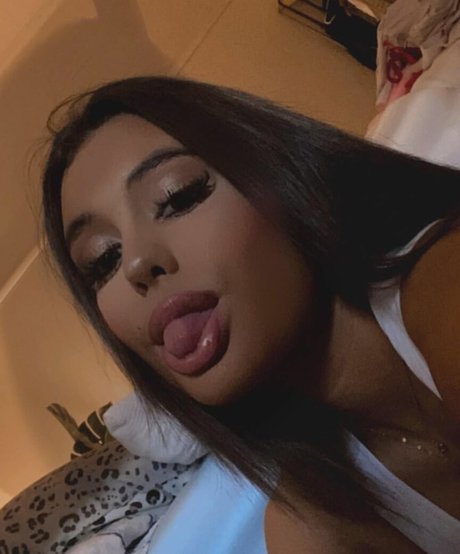 loochibabi heiße sexy bilder