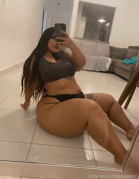 graciebon1 nackte galerien