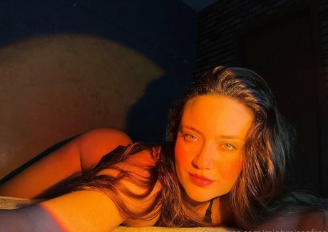 mjohreisenfree schauspielerin schöne bild