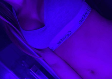 onion onlyfans sexy kunst foto