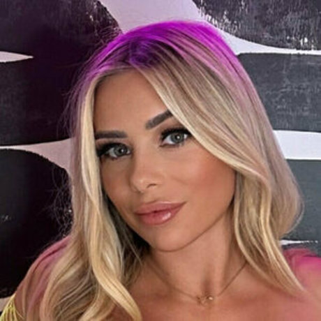 Miley Mayes nacktheit sex archiv