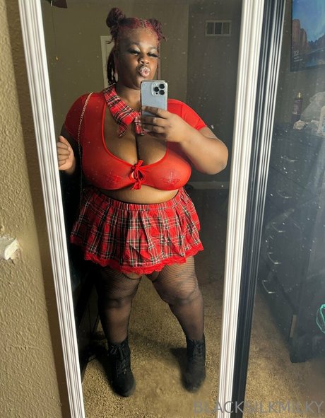 mollige kätzchen-onlyfans nacktheit schöne bilder