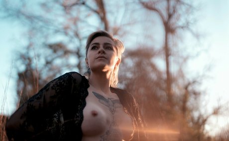 Clair Marie sexy akt archiv