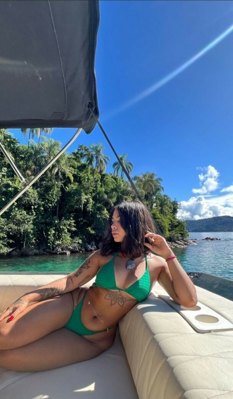 Millysds model nackt foto