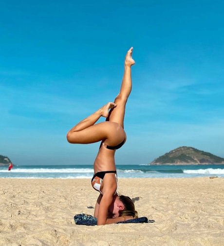 Carla Bruno nackt schöne galerien