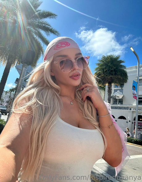 inspiredbyanya Profilbild