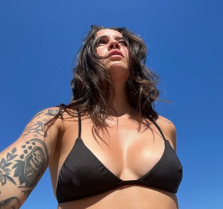 Bea Miller heiße nacktheit fotos