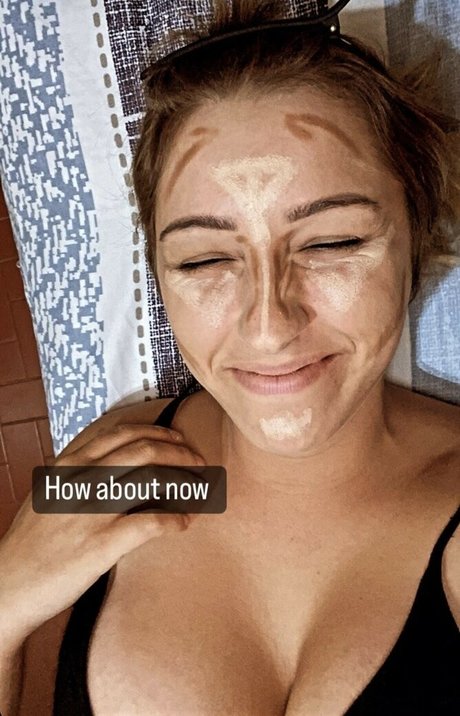 Chloe Smart porno xxx archiv