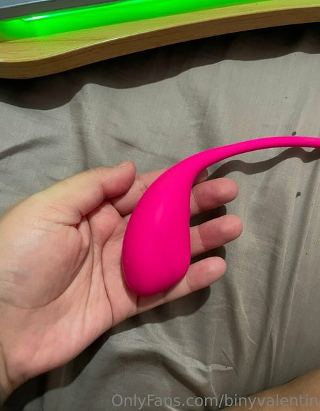 binyvalentin schauspielerin sex galerie