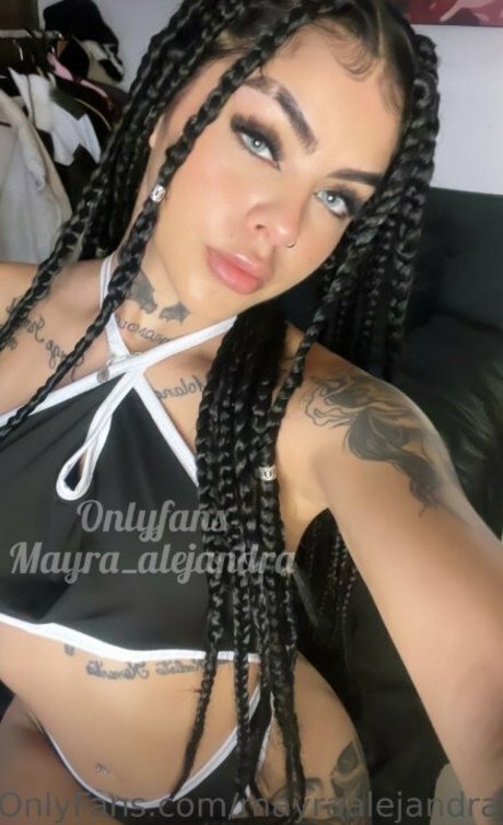 Mayra Alejandra erwachsene nette bild