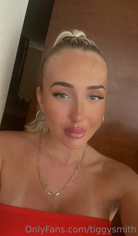 tiggysmith pornografische foto