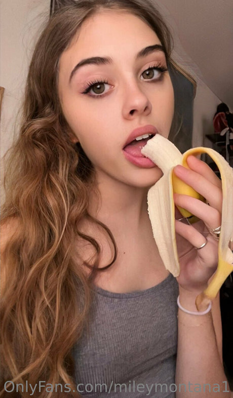 Jessie Carter beste bild