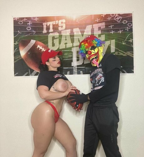 Gibbytheclown sexy nacktheit galerien