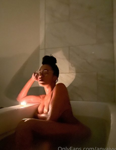 Anya Ivy beste pornografische fotos