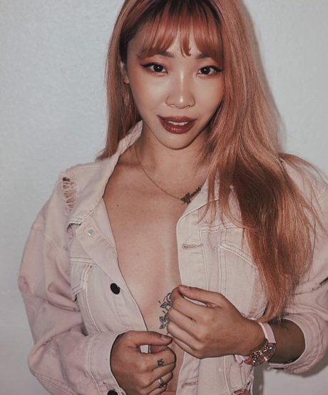 Tiffanie Marie nackt akt galerie