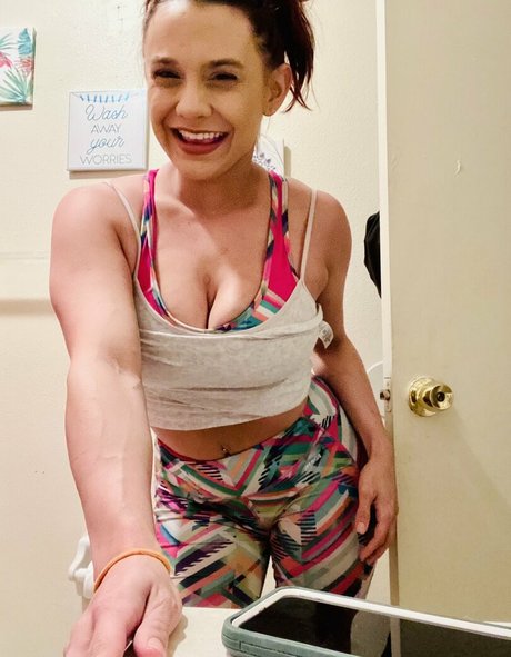 Maria Jade freie pornostar bilder