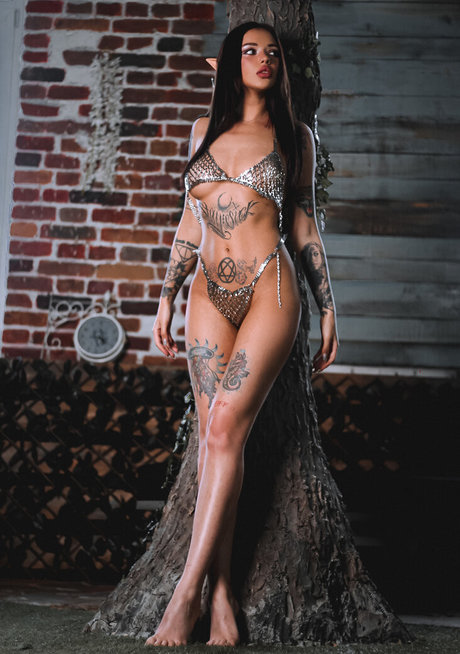 Baby Momo nackt porno galerie