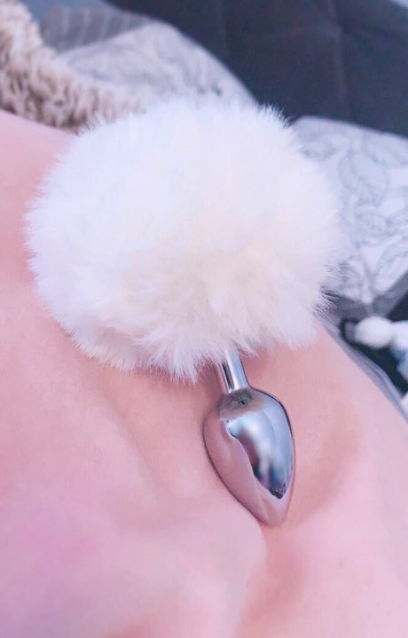 Rinbebe nackt sexy foto